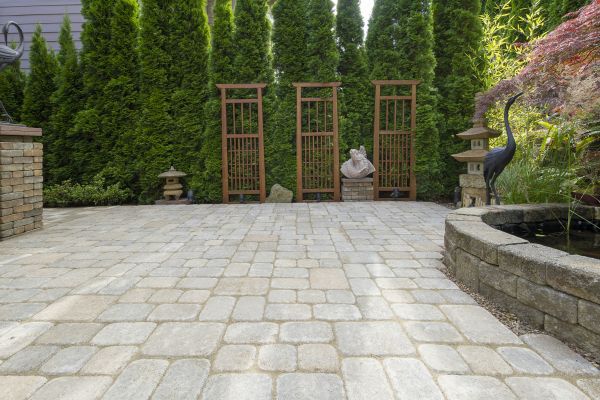 Cost of Backyard Hardscape Service in Reno